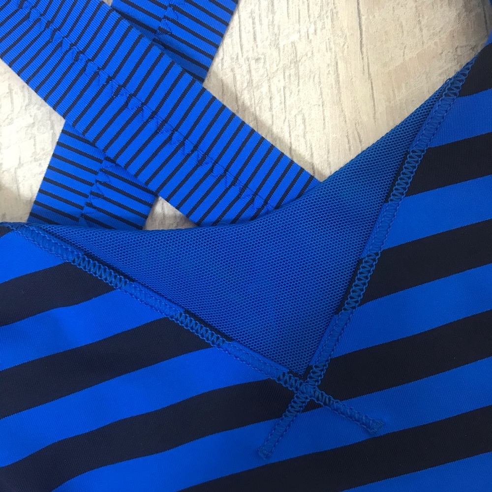 Lululemon In A Flash Bra Baroque Blue - Picture 7 of 8